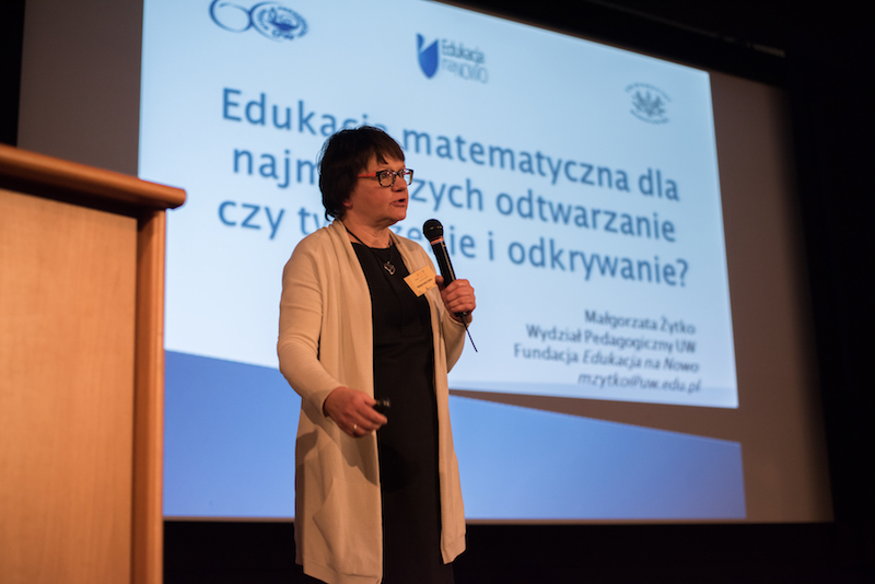 (C) Edunews.pl
